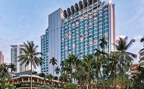 Hotel Shangri-la  5*